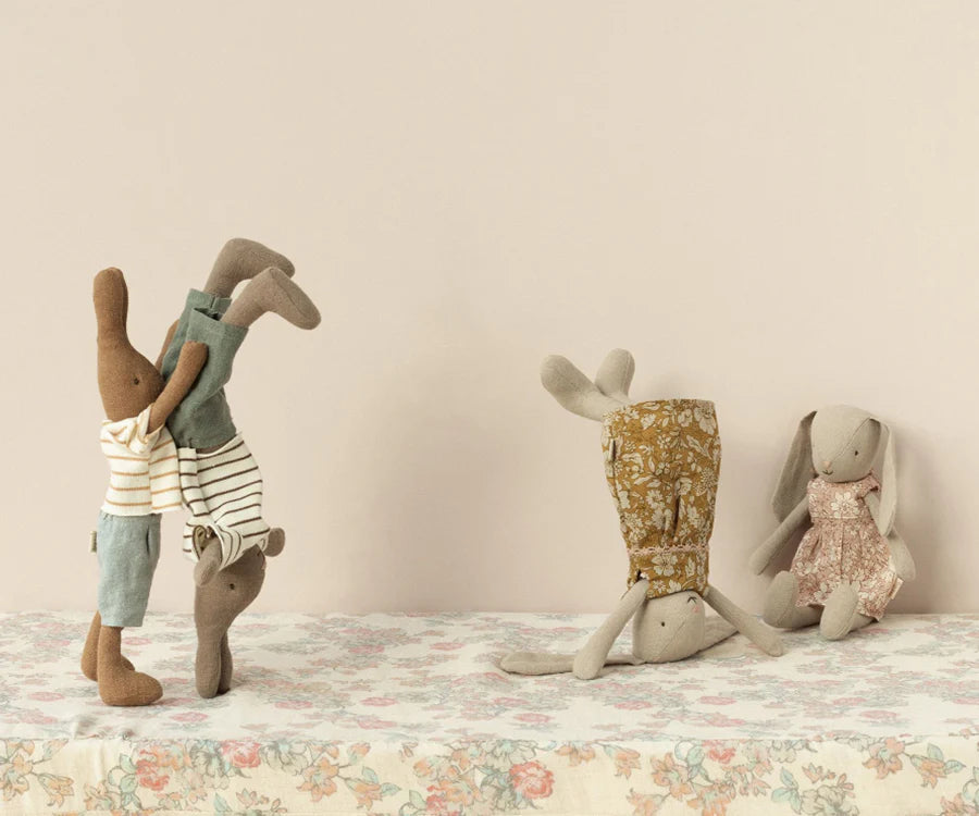 Kanin 21 cm, Storlek 1, Classic, Blommig Klänning- Maileg