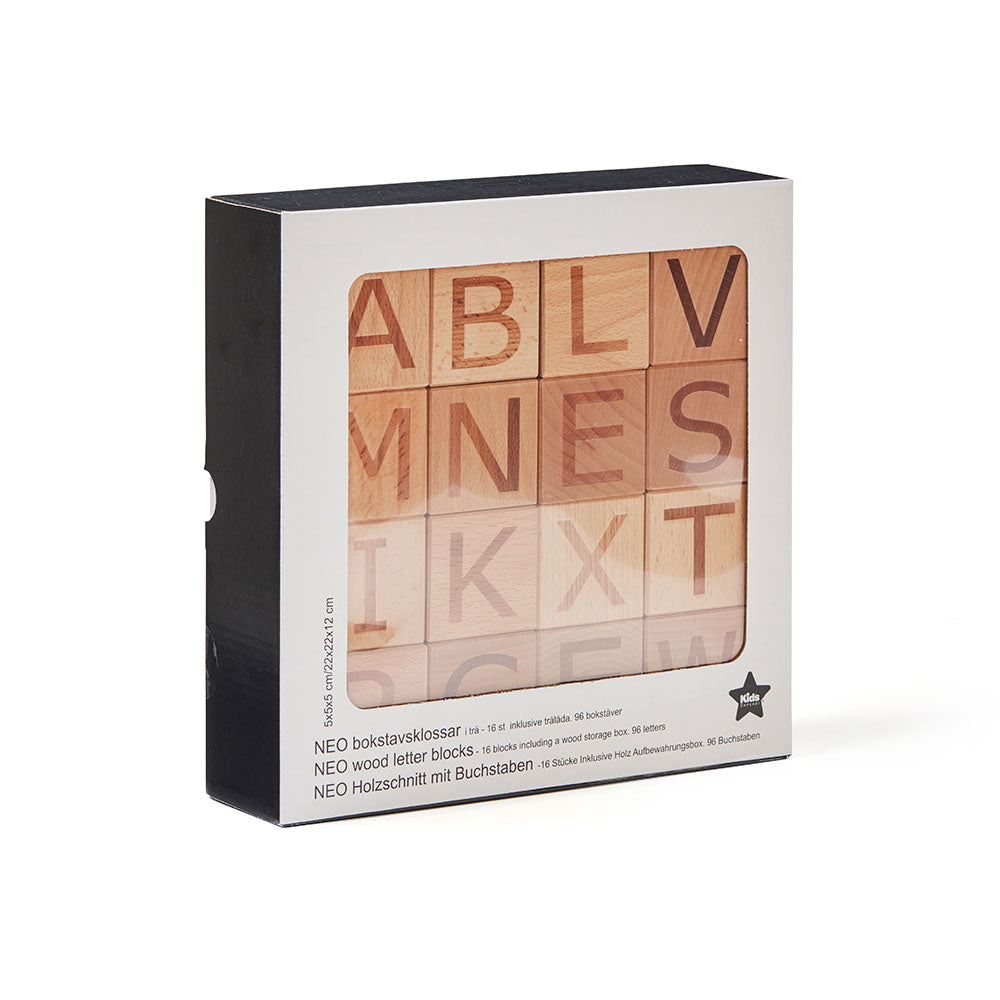 Bokstavsklossar i trä A-Ö, Neo - Kids Concept