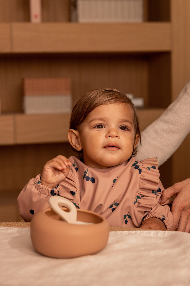 Haklapp, Merle Ruffle Cape Bib, Berry/Pale Tuscany - Liewood