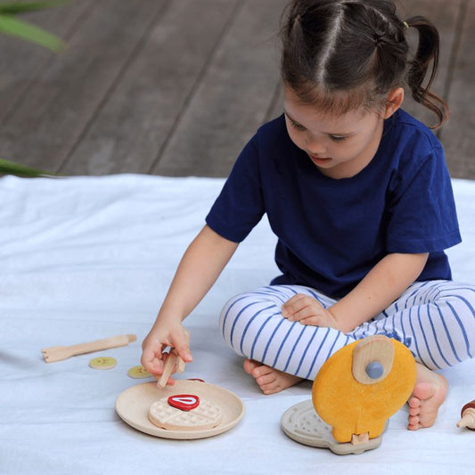 Våffelset för den lilla hemmakocken - PlanToys