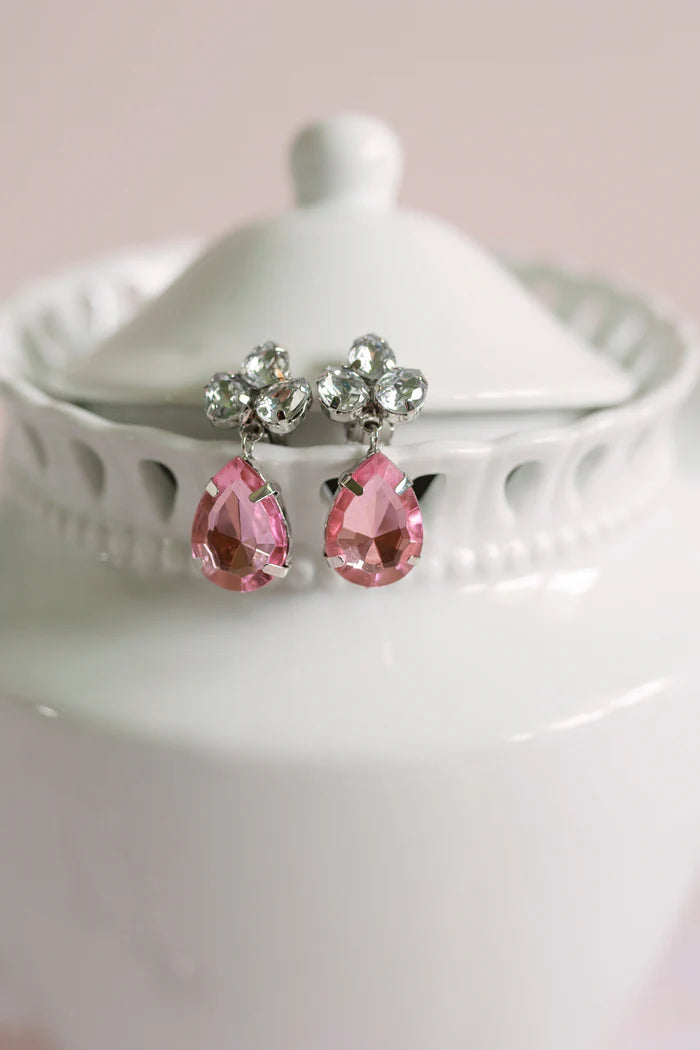 Halsbandsset The Marilyn med 2 clips- örhängen & 1 ring, Rosa/Silver - Great Pretenders