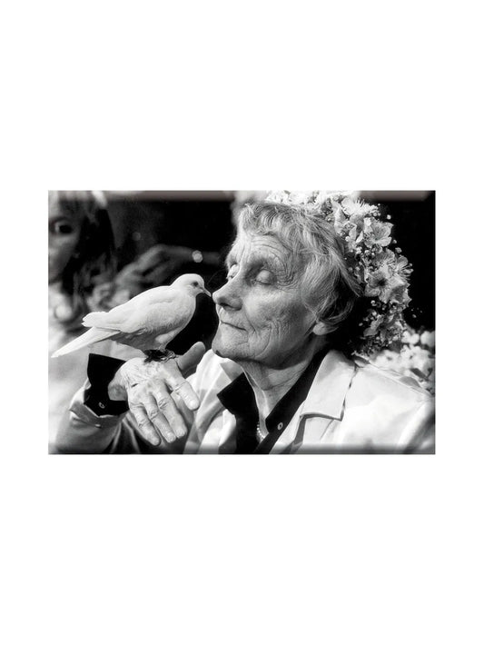 Magnet, Astrid Lindgren med Duva - Astrid Lindgren