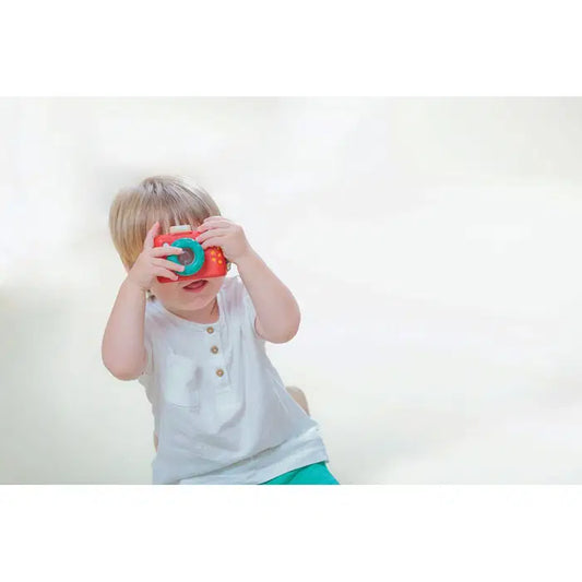 Leksakskamera i Trä med Kalejdoskop, Röd - PlanToys